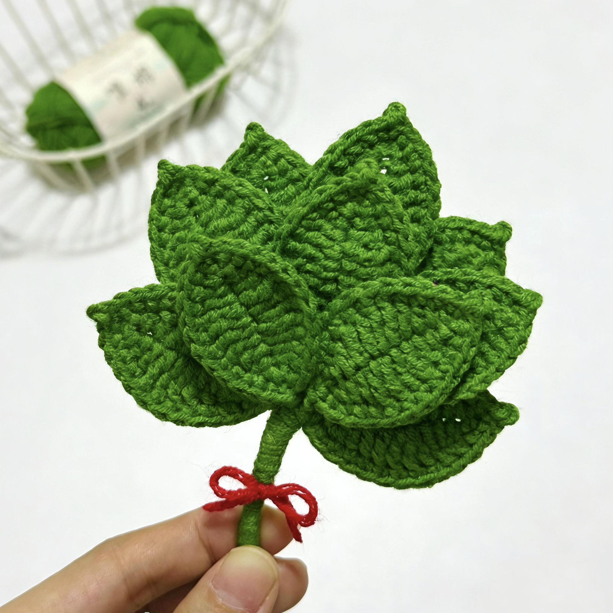 handmade-crochet-pomelo-leaf-pattern
