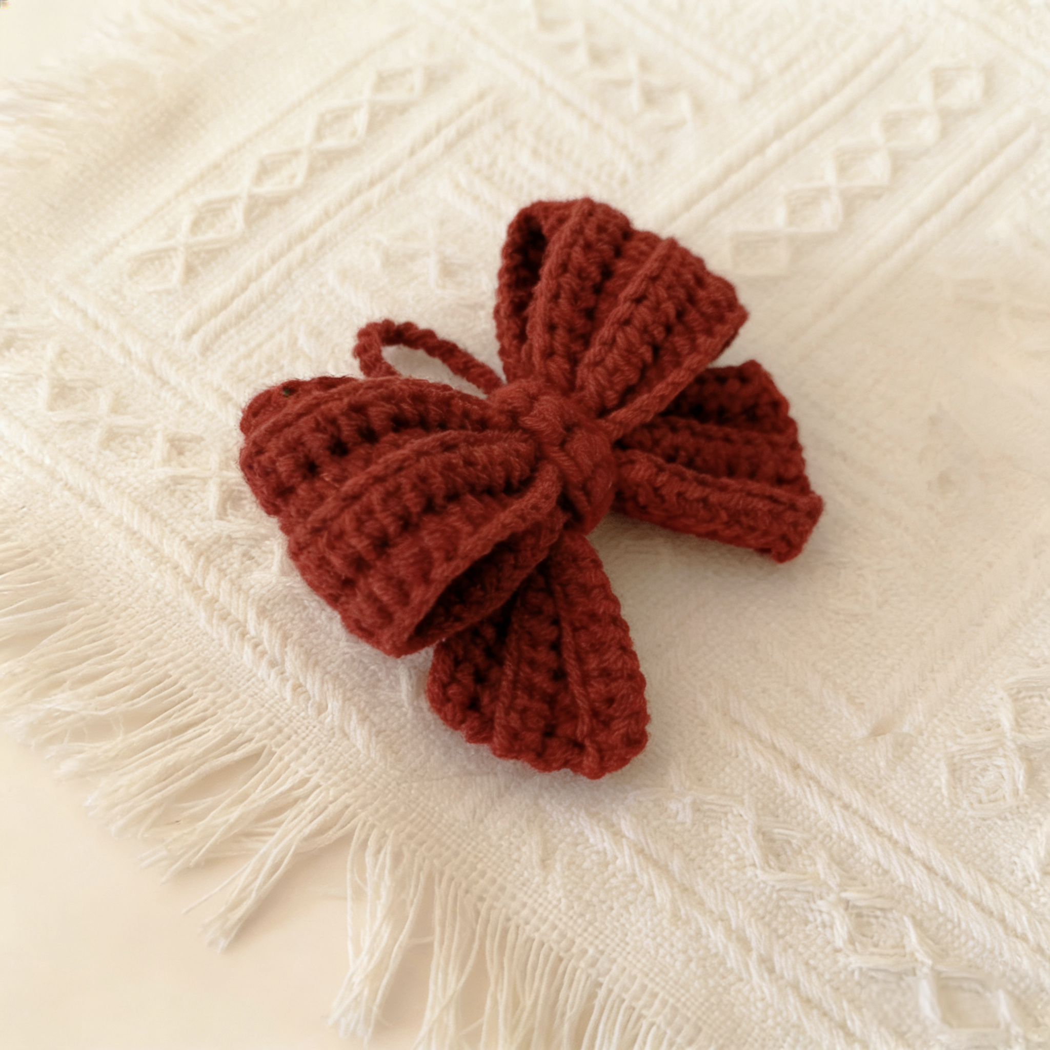 handmade-crochet-bow-charm-pattern