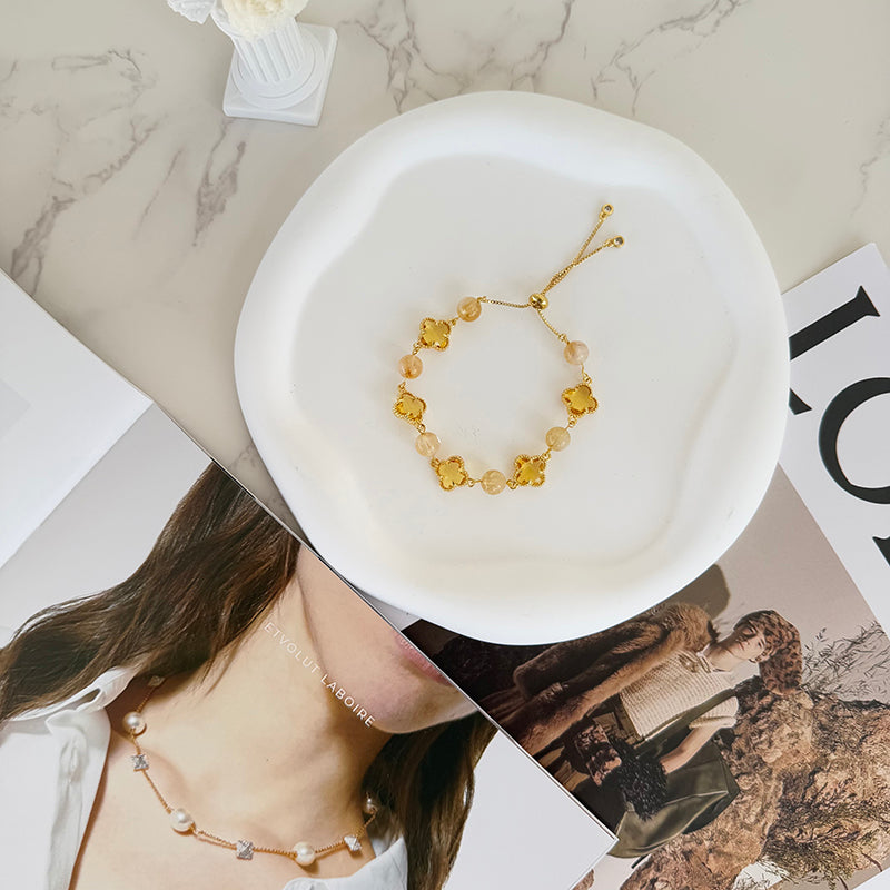 gold-elegant-bracelet