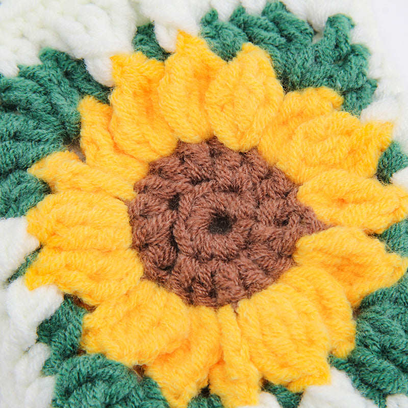 hand-crocheted-phone-holder-flower-lightweight-holdbalance