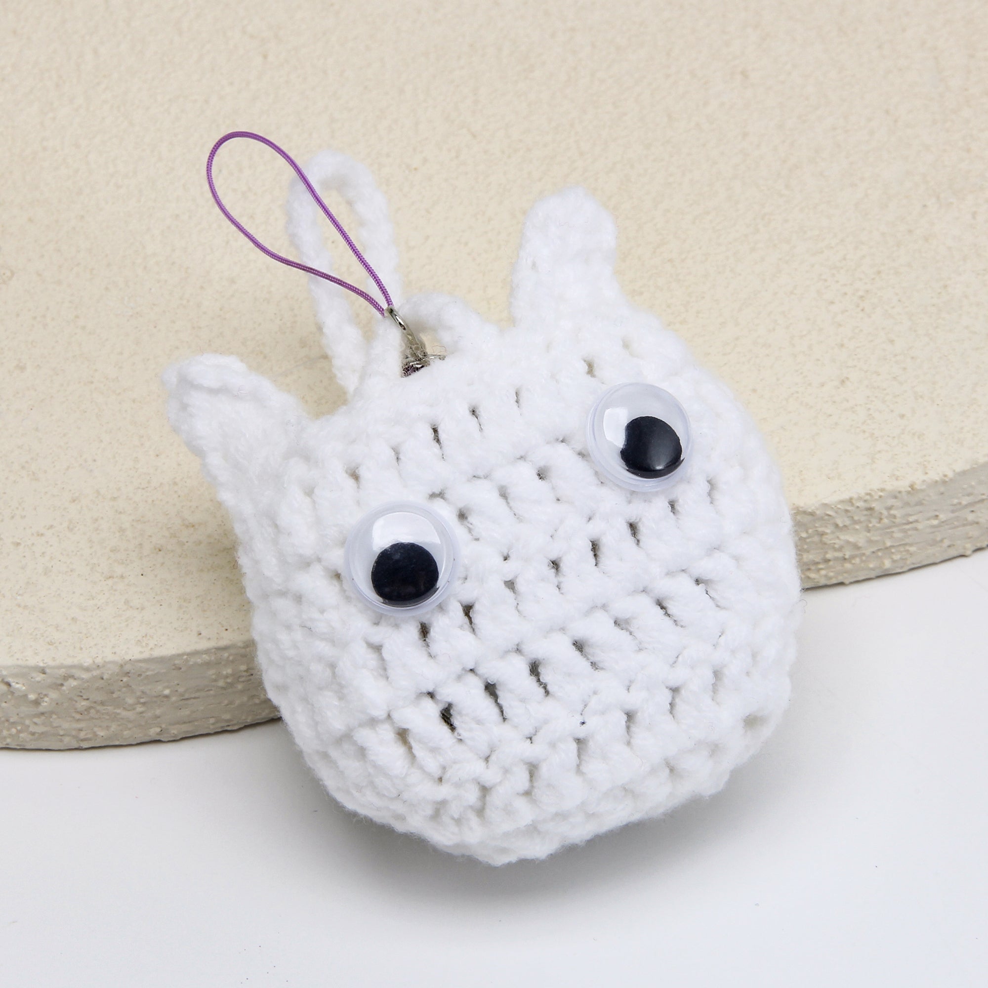 crochet-earphone-pouch-cute-eco-friendly-white