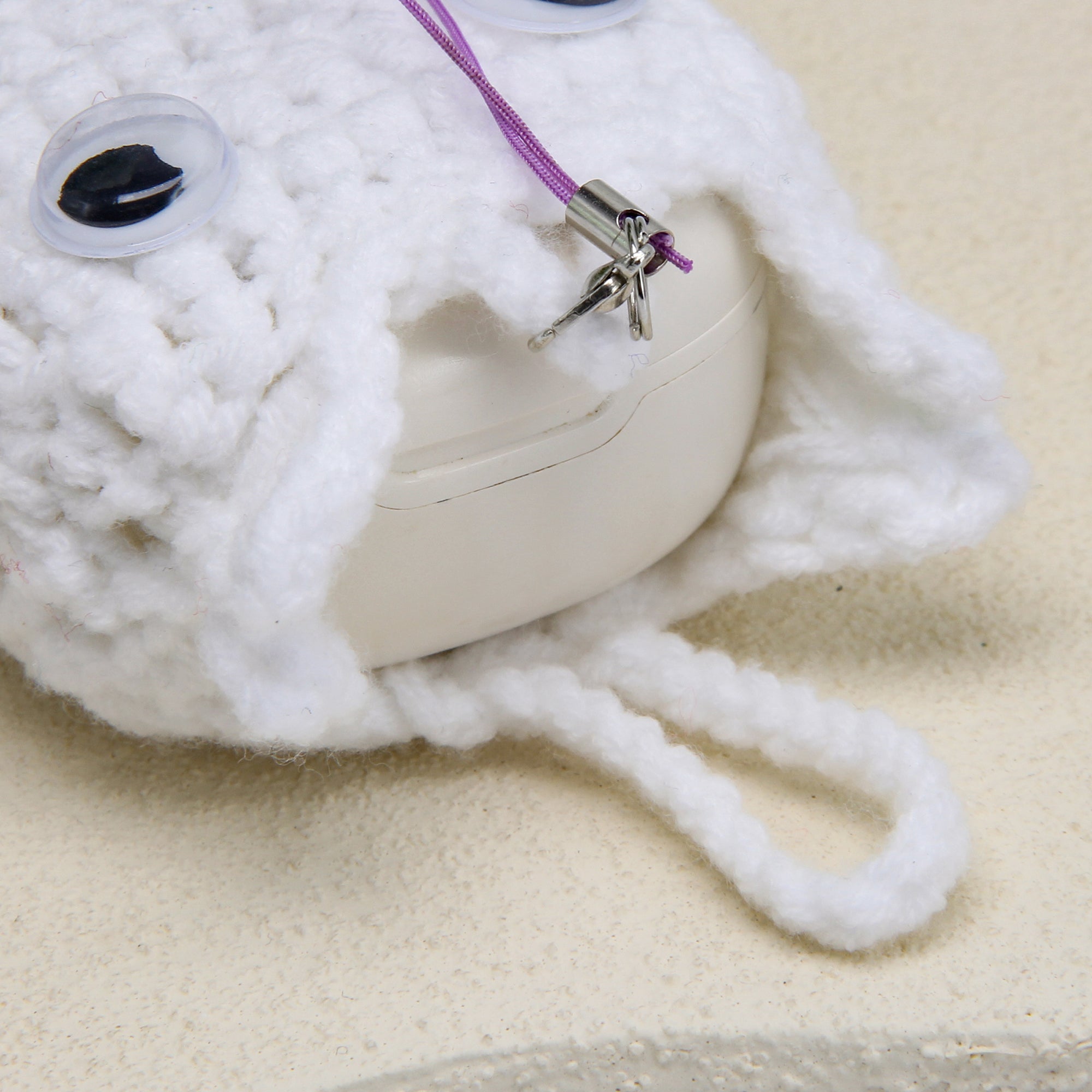 crochet-earphone-pouch-cute-eco-friendly-white