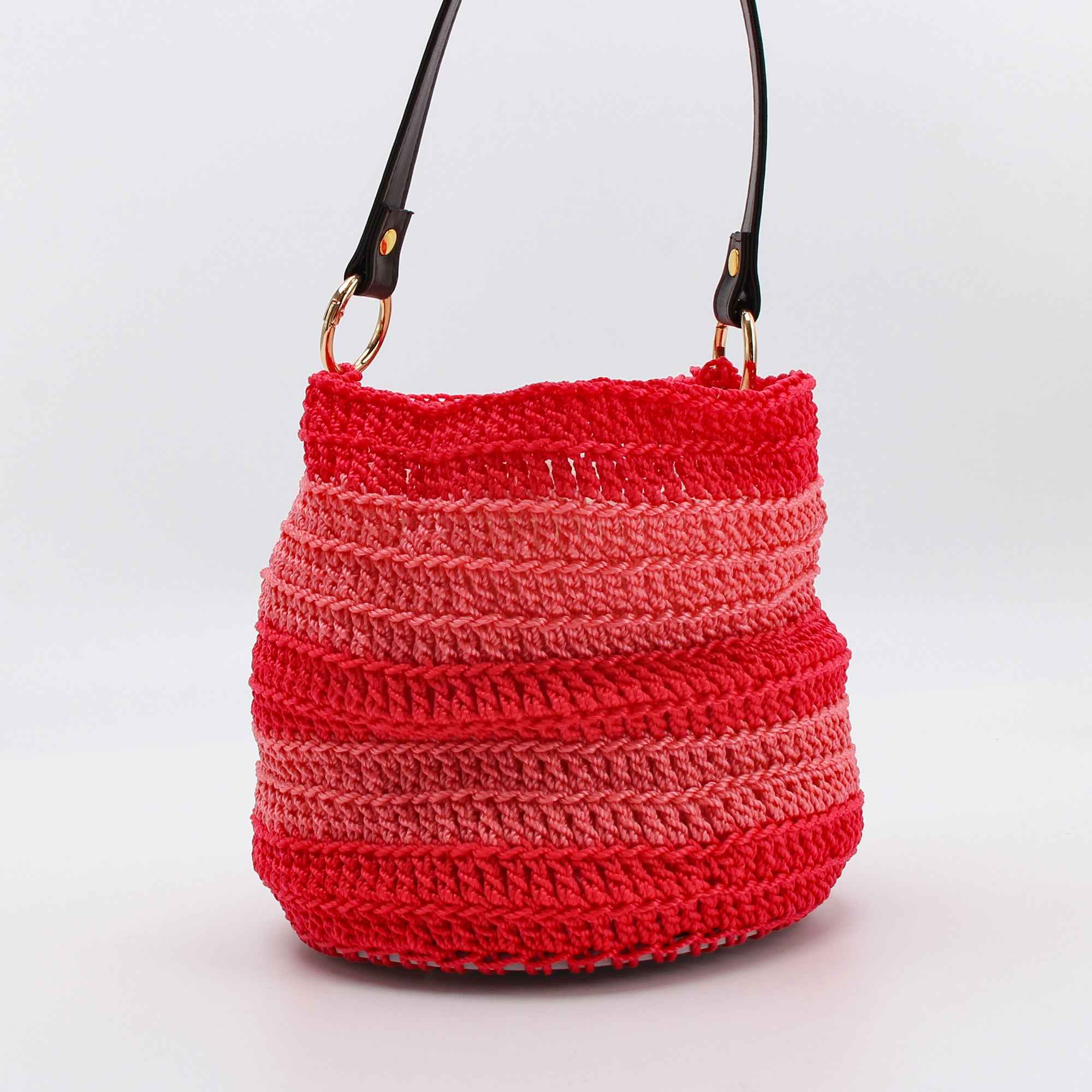 handmade-crochet-bucket-bag-pattern